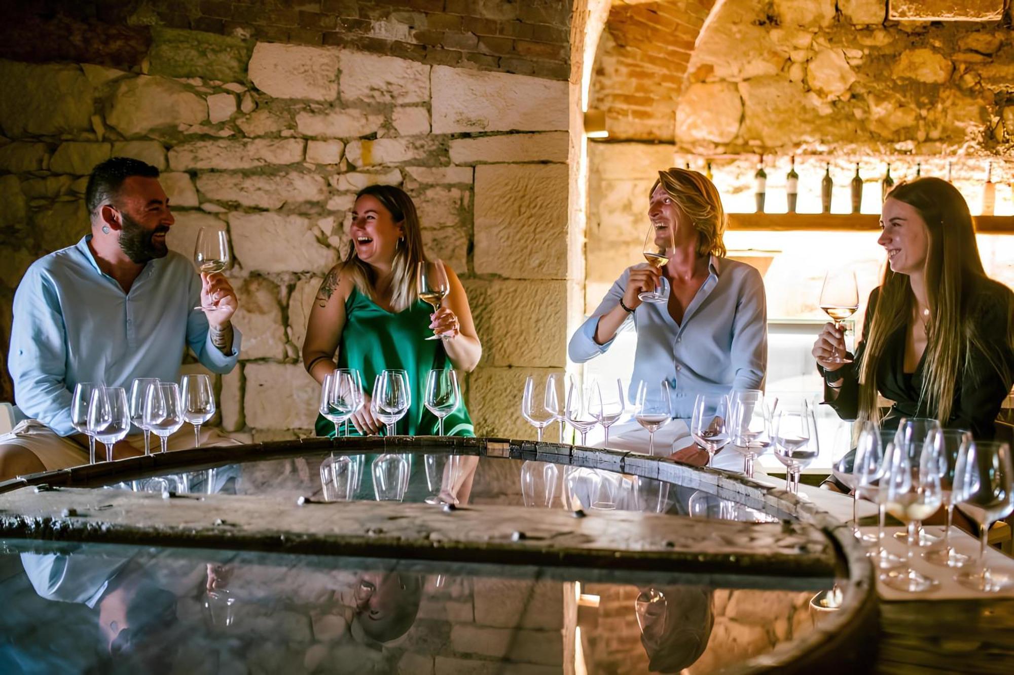 Relais Forte Benedek Wine & Spa - Adults Only Pastrengo Exterior photo
